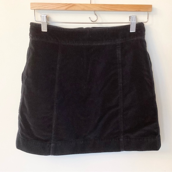 Marine Layer Velvet Zip Front Mallory Mini Skirt - Black - 4 - Picture 6 of 8